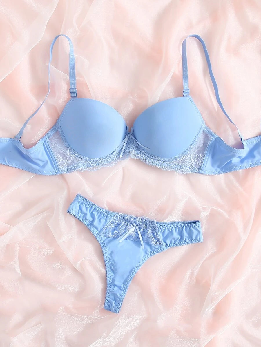 Contrast Lace Underwire Lingerie Set Blue