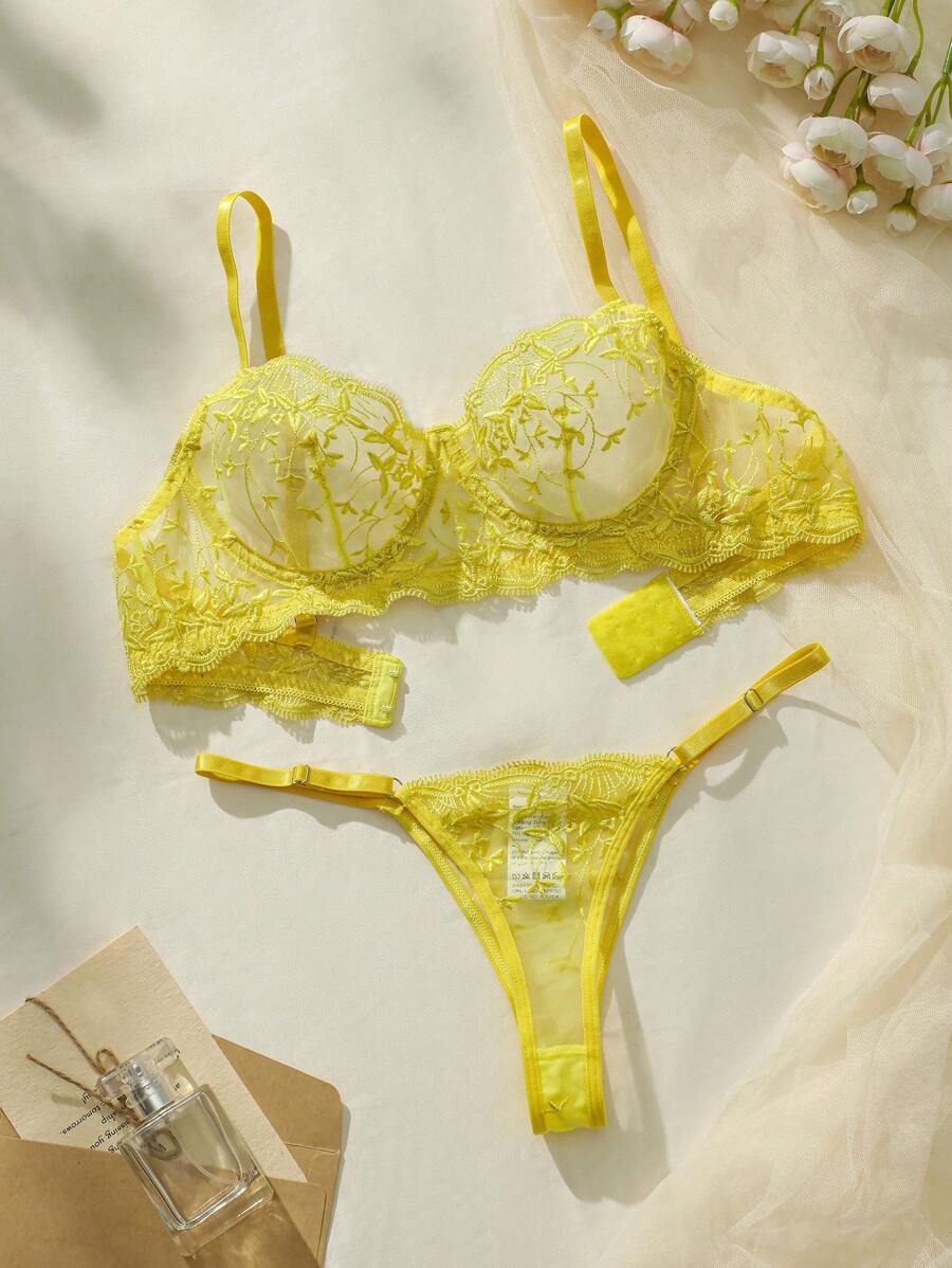 Floral Embroidery Underwire Bralettes Lingerie Set Yellow