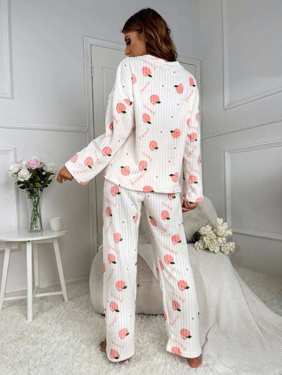 Letter And Peach Pattern Drop Flannelette Set