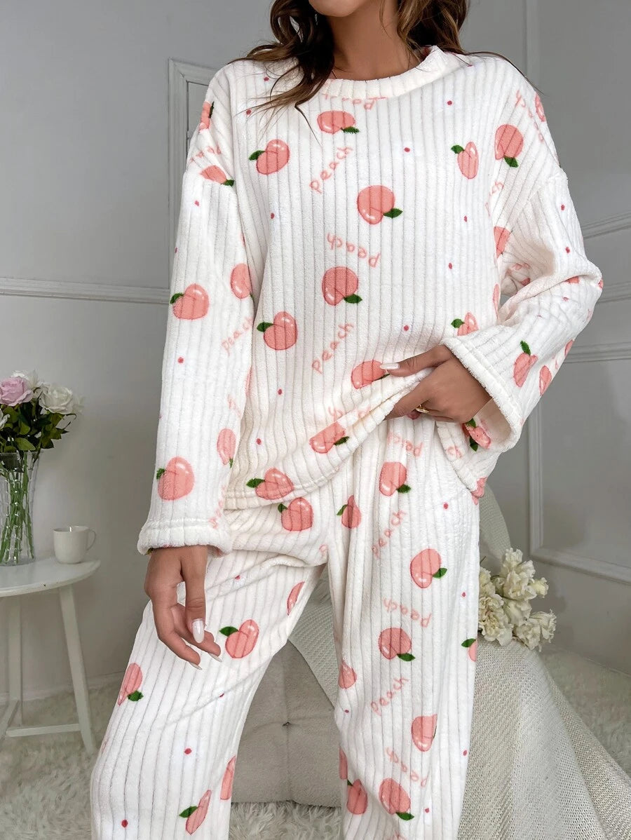 Letter And Peach Pattern Drop Flannelette Set